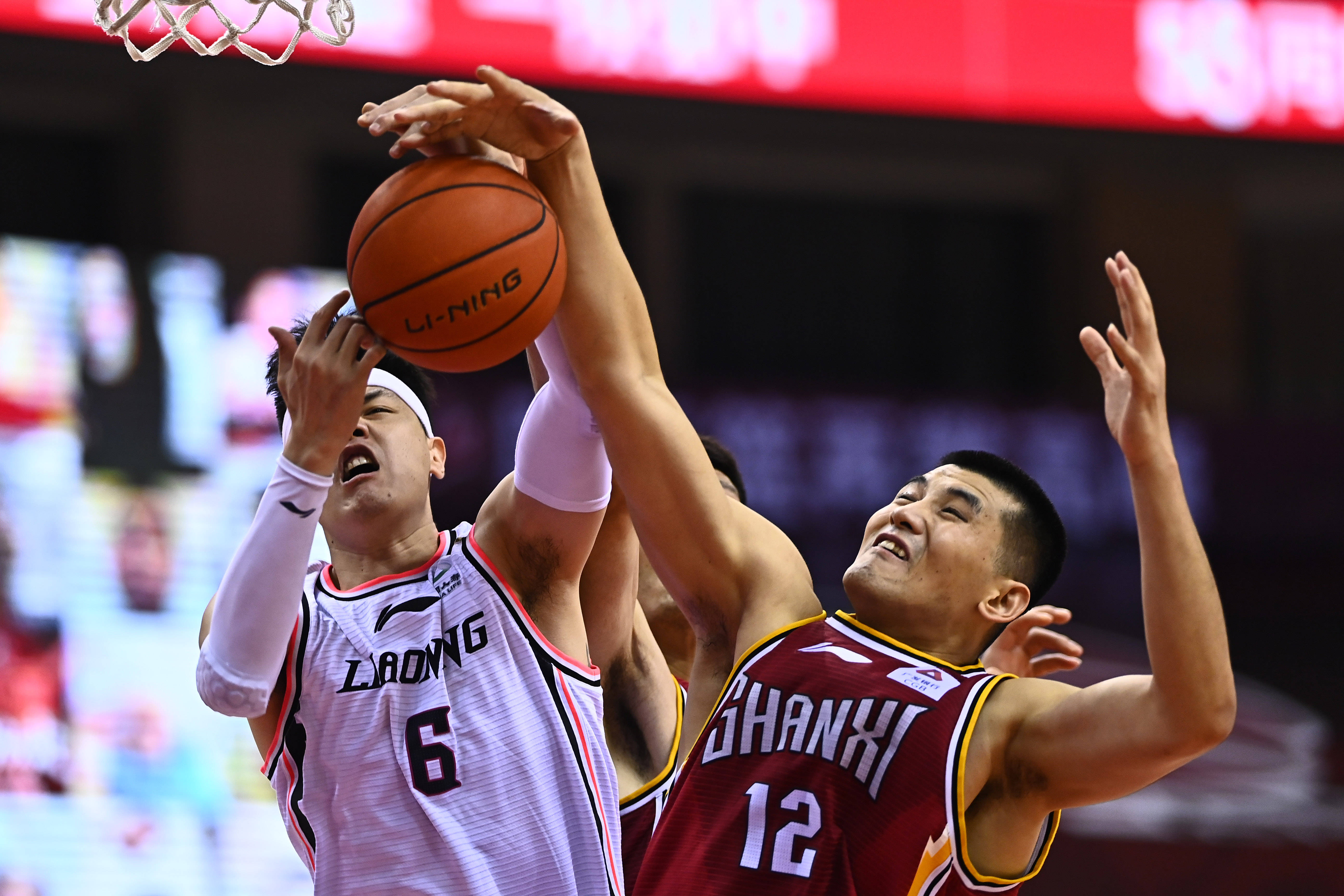 现无疑是一 现无疑是一